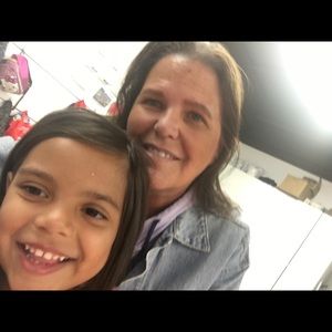 Meet your Posher, Cindy